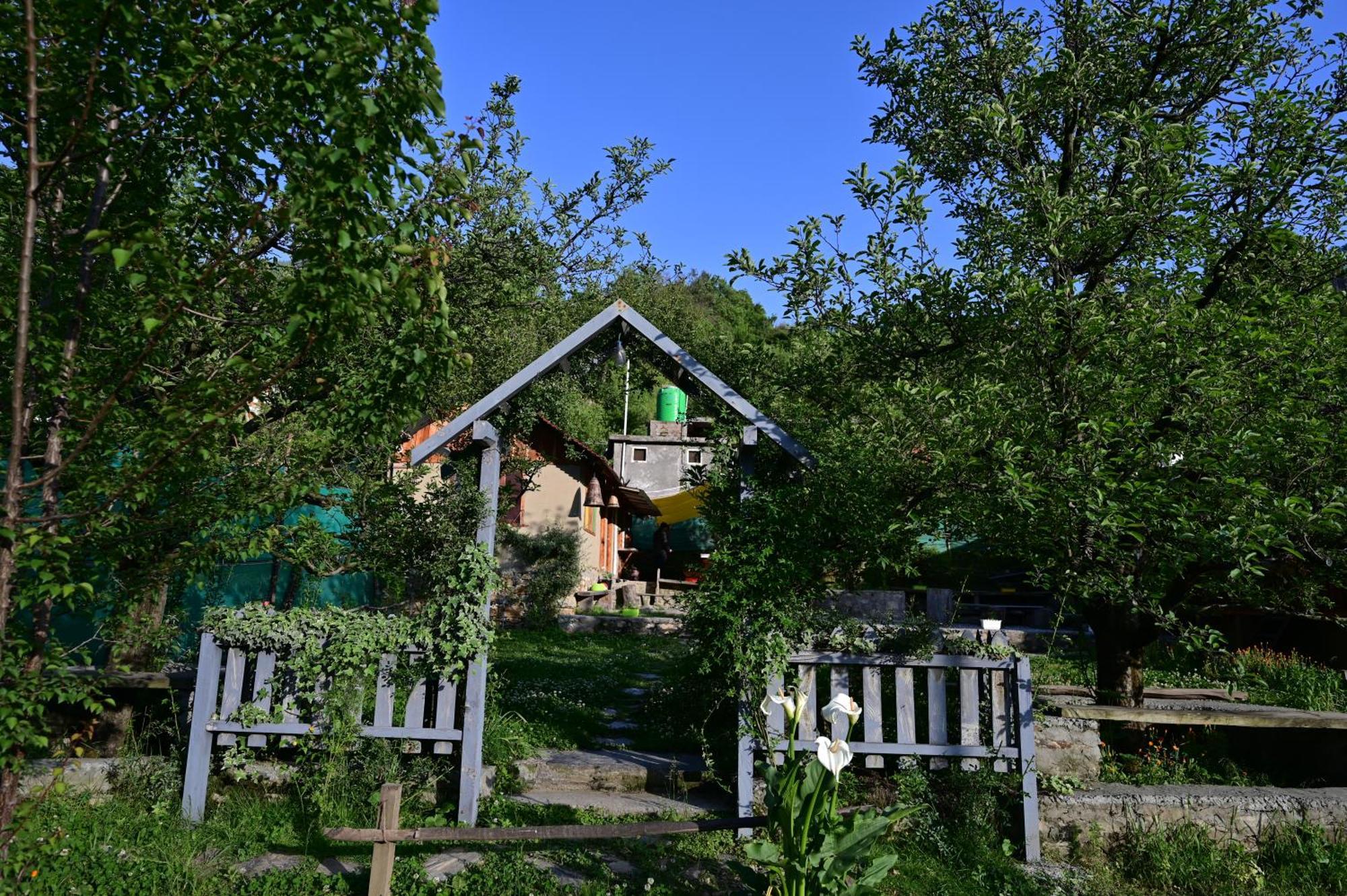 Himalayan Mud Resort Kasol Exteriör bild
