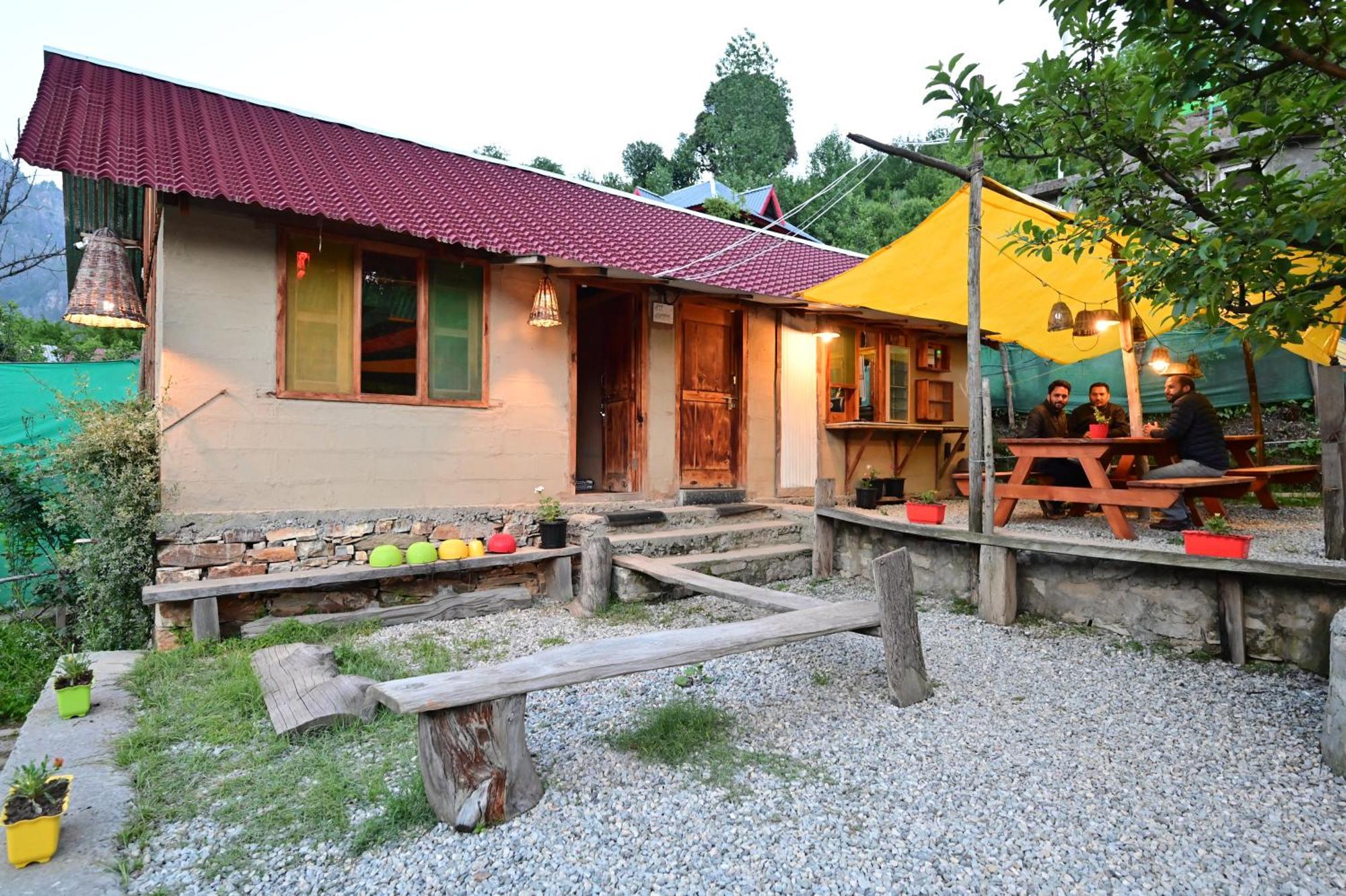 Himalayan Mud Resort Kasol Exteriör bild