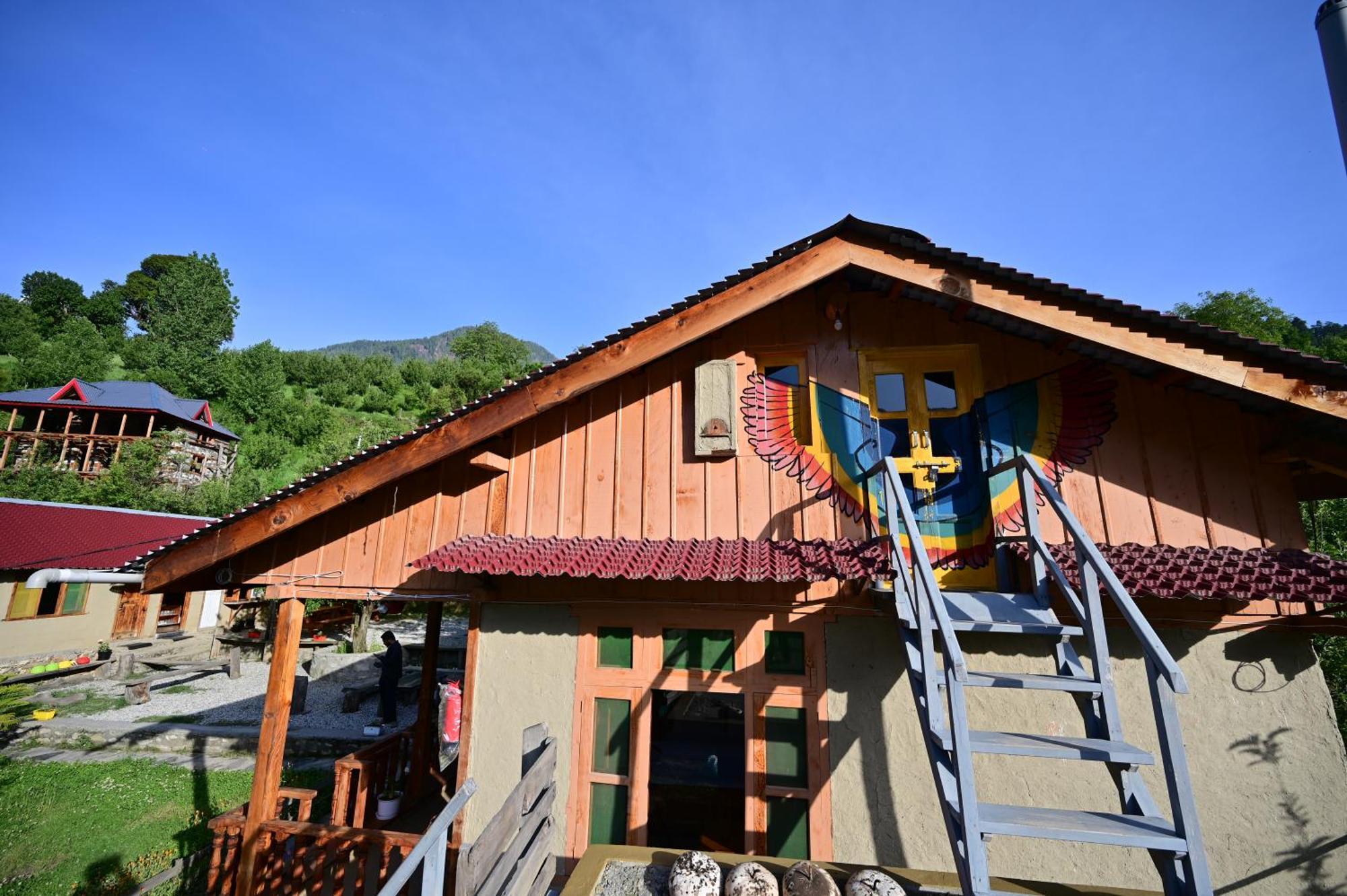 Himalayan Mud Resort Kasol Exteriör bild