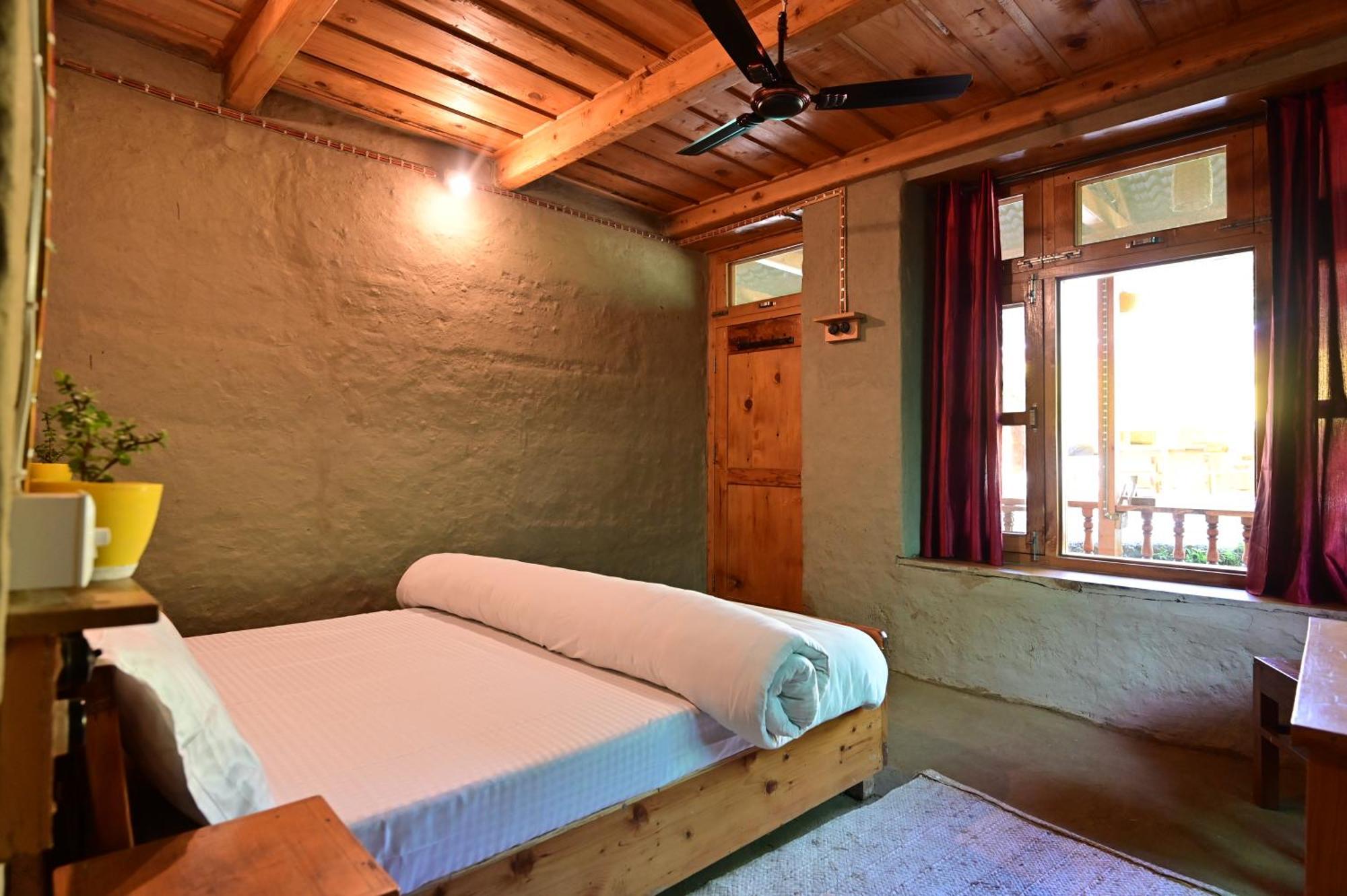 Himalayan Mud Resort Kasol Exteriör bild