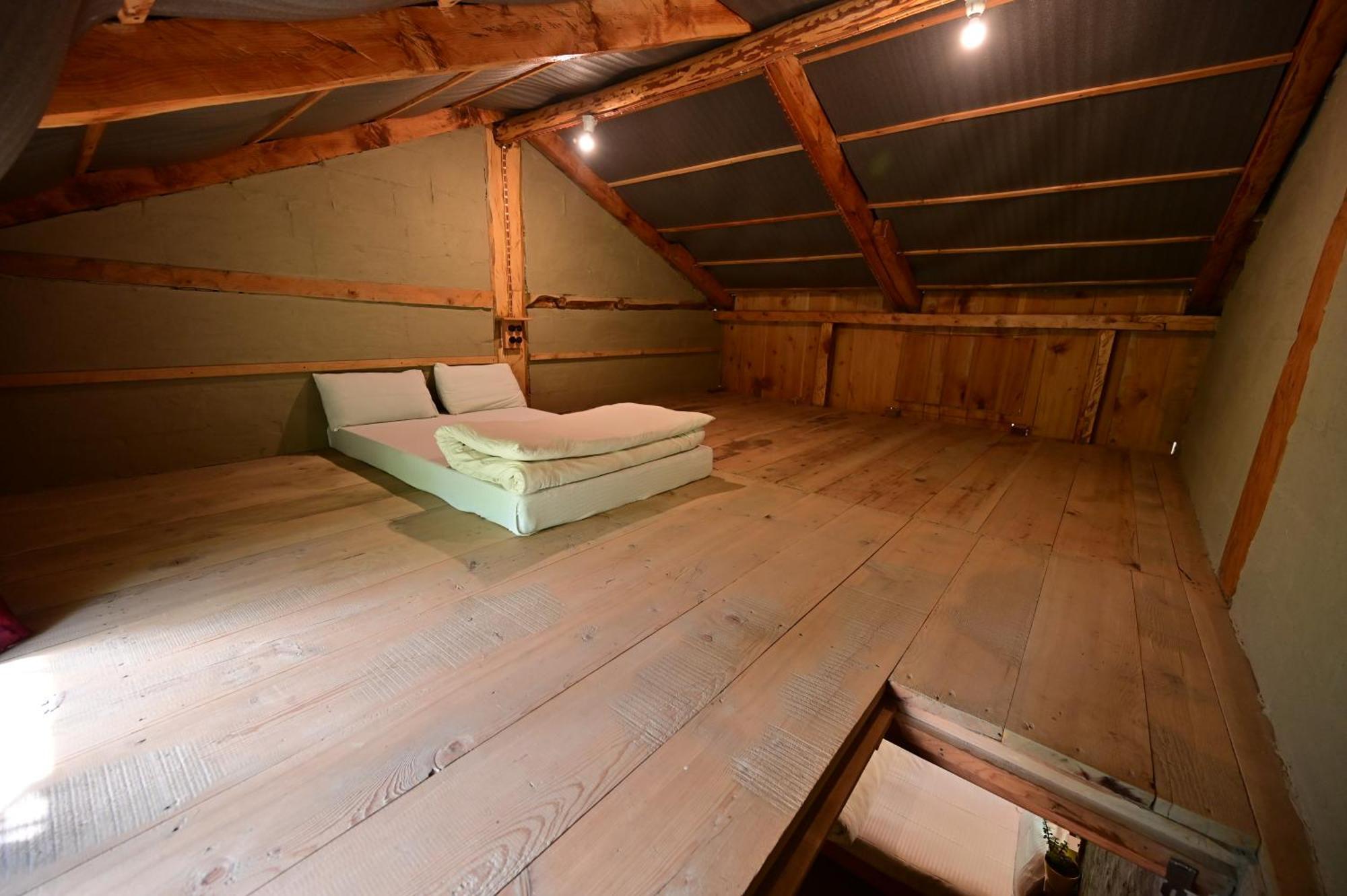 Himalayan Mud Resort Kasol Rum bild